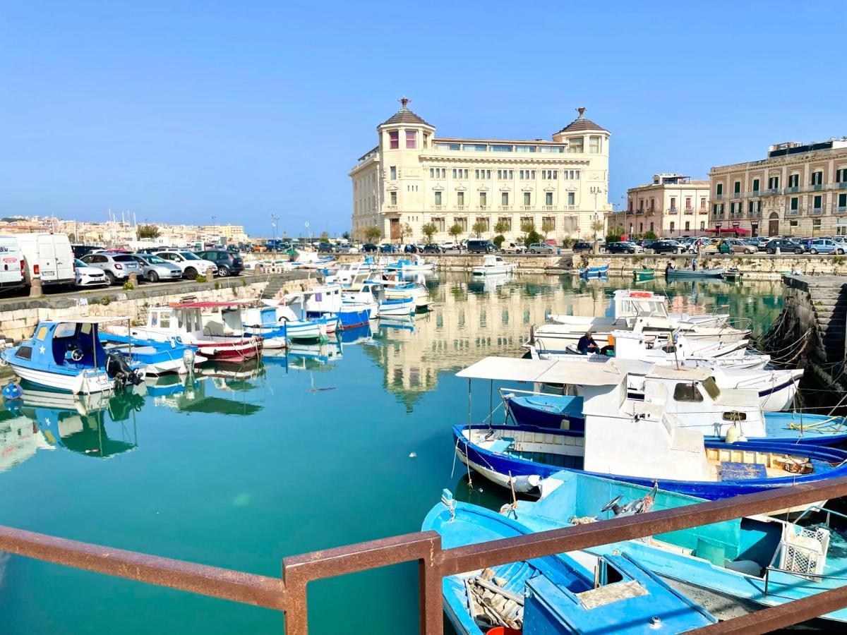 شقة Il Reginale Deluxe سيراكوزا المظهر الخارجي الصورة